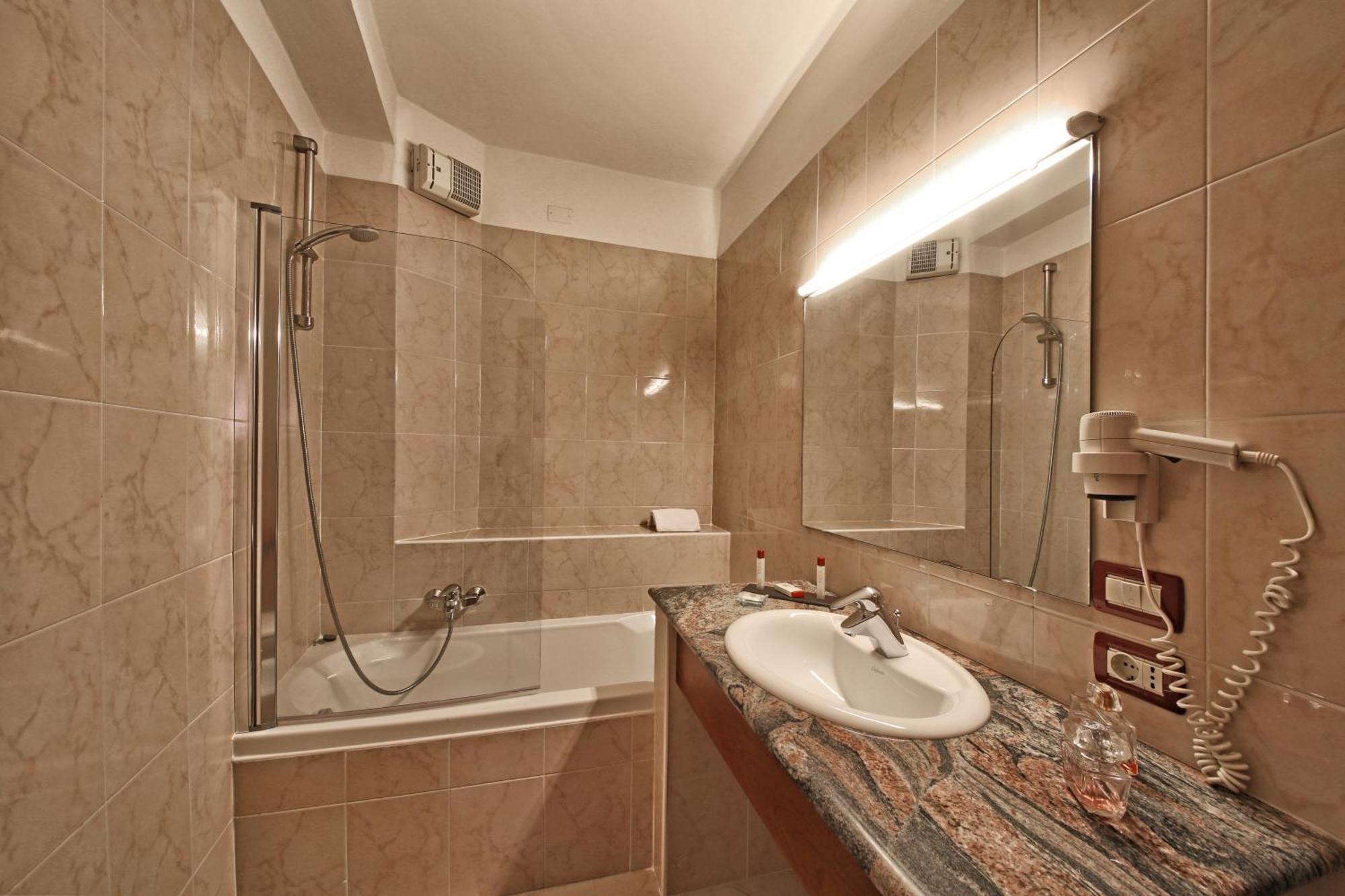 Hotel Vigna Salò Chambre photo